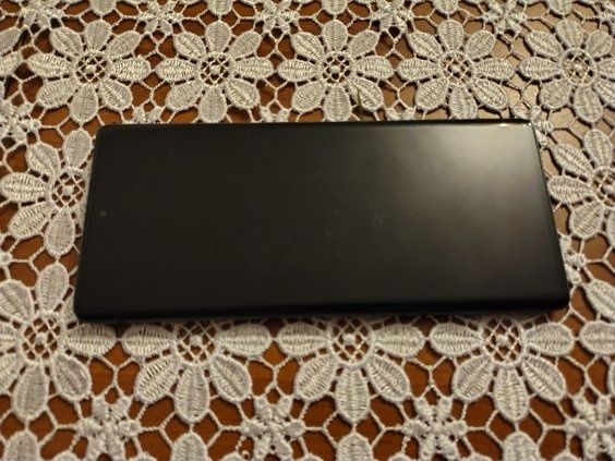 Na sprzedaż Motorola Moto G85 5G w pełni sprawna technicznie.