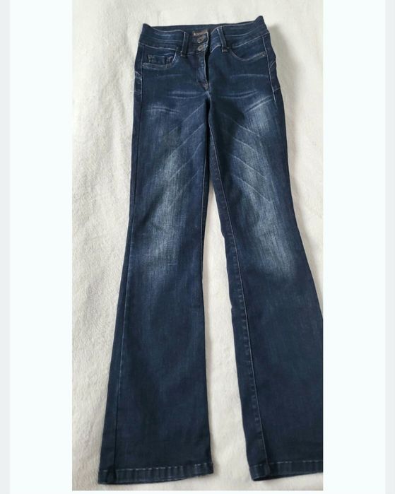Sexy Modelujące jeansy push up wysoka talia bootcut flare dzwony 36 s 34 xs y2k