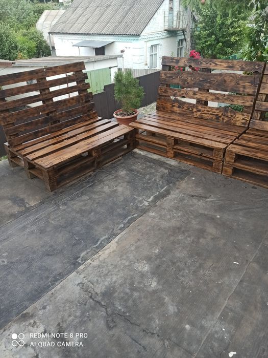 Дивани з піддонів