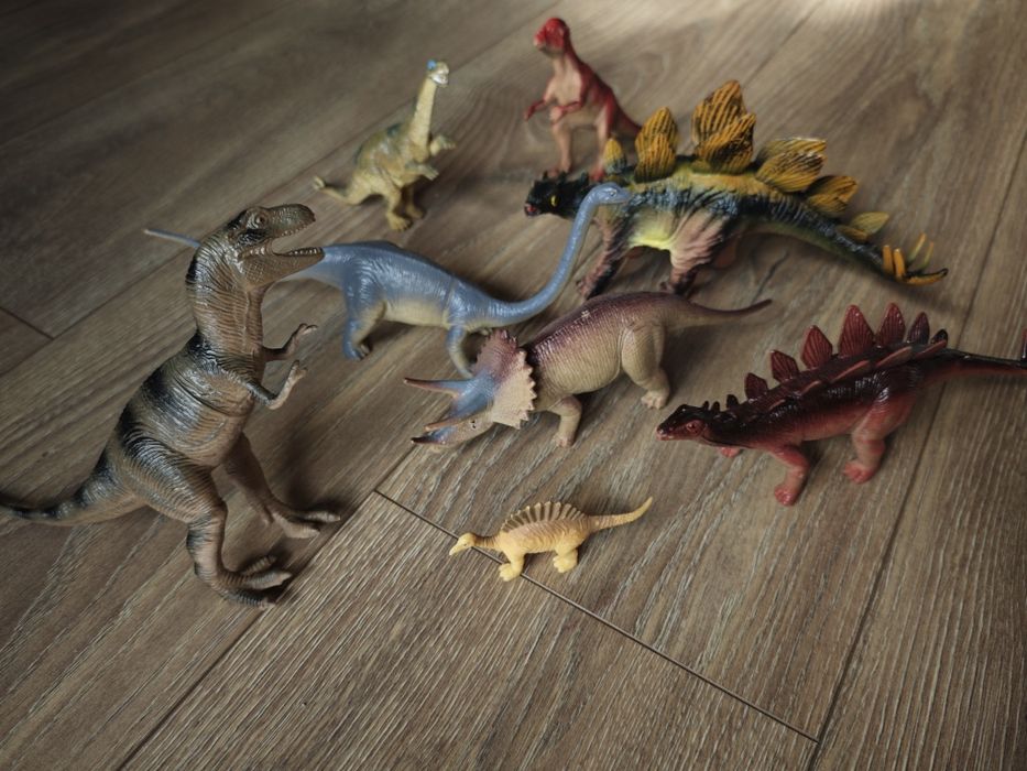 Dinozaury figurki