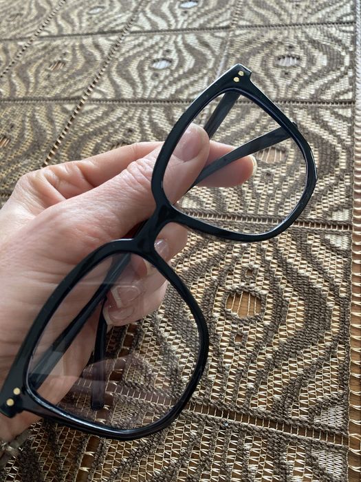 Oprawki czarne eleganckie