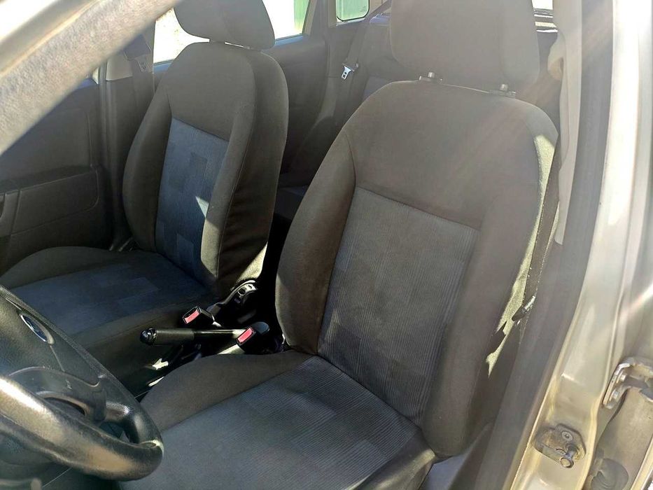 Ford Fiesta 1.2 - 120.000km