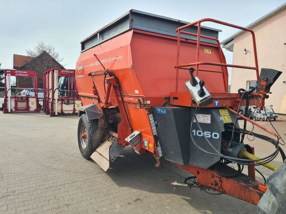 Paszowóz kuhn euromix II 1060 sano/trioliet/strautmann