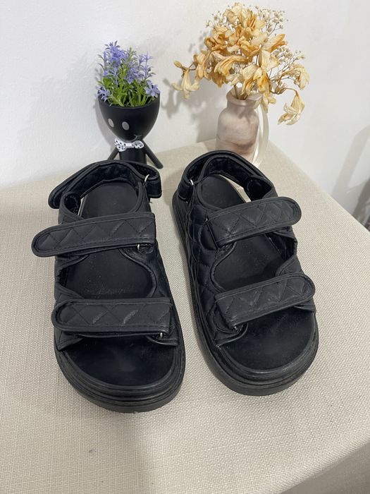 Hoka/Pull&Bear/Mango/5th Avenue