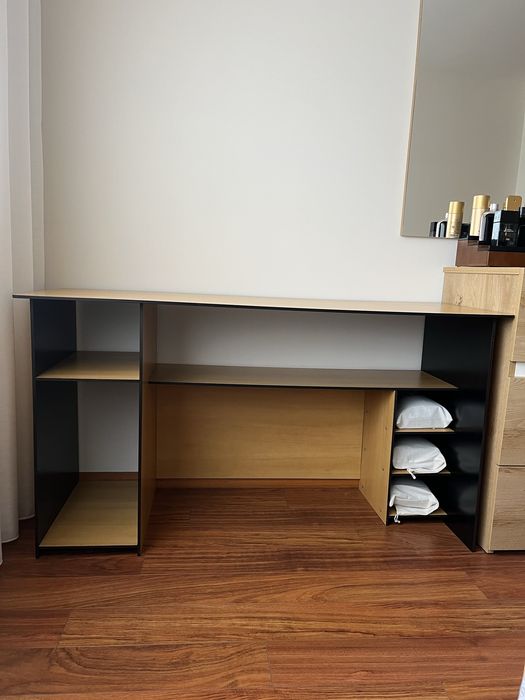 Secretária p/ escritório ou quarto
