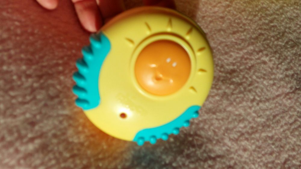 Musical Chicco com multysons e comando vendo ou troco64740526530563122