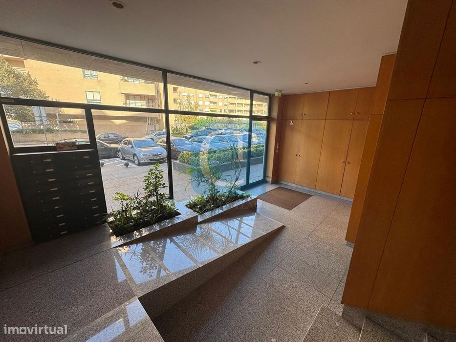 Apartamento T1Kit semi mobilado em Paranhos, Porto