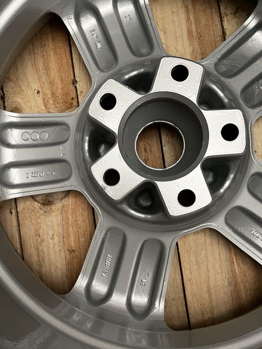 Felgi aluminiowe 17 cali 7.5JX17 ET20 do BMW E60-61