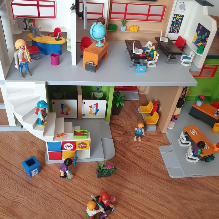 Szkoła Playmobil 9453