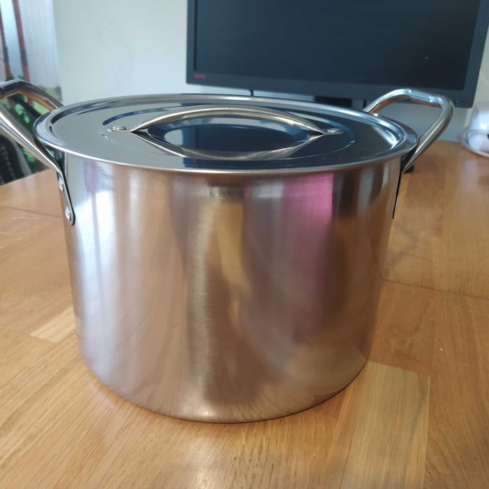 garnek 7 litrów nowy zapakowany z pokrywką gaz indukcja jakość gastron