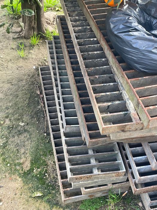 Grades em ferro maciço