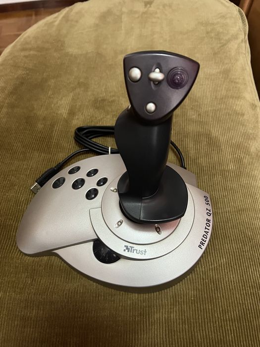 Joystick - Trust Predator QZ 50064751823551362120