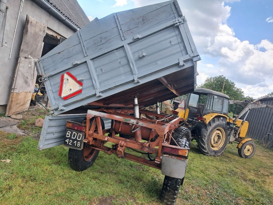 Sprzedam przyczepę rolniczą 4 tonową