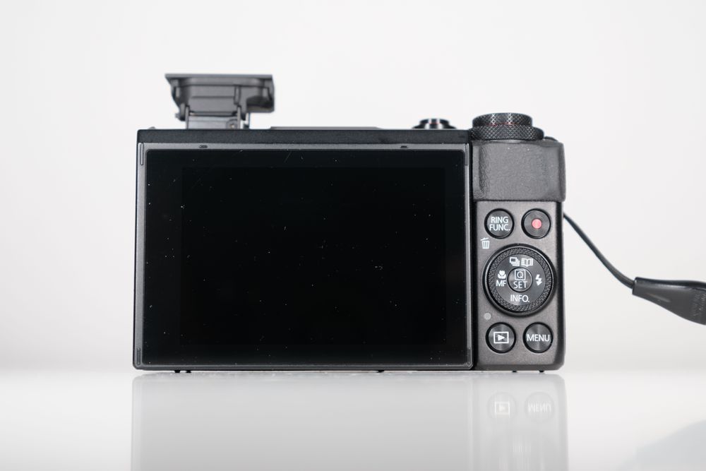 Canon Powershot G7 X Mark фотоапарати купити на OLX.ua
