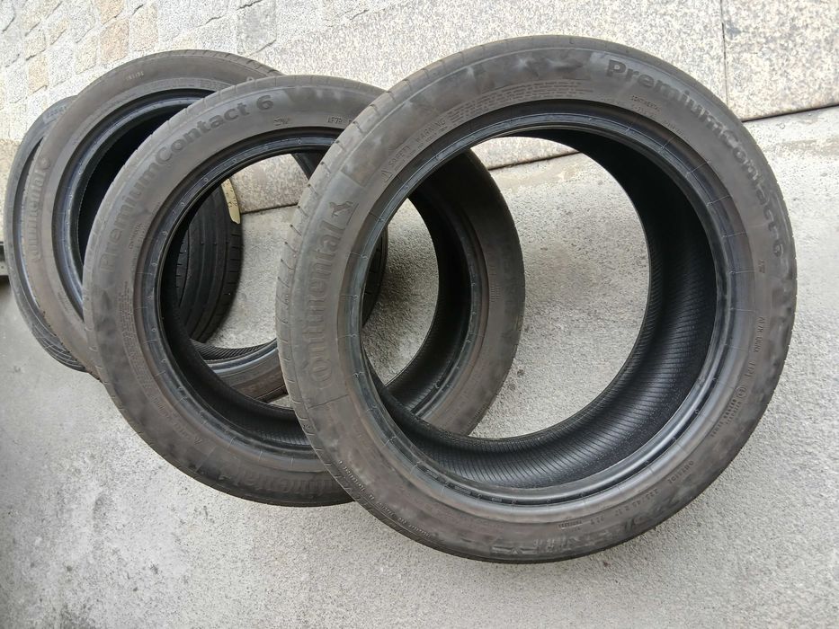 4 pneus 225/45R17 Continental