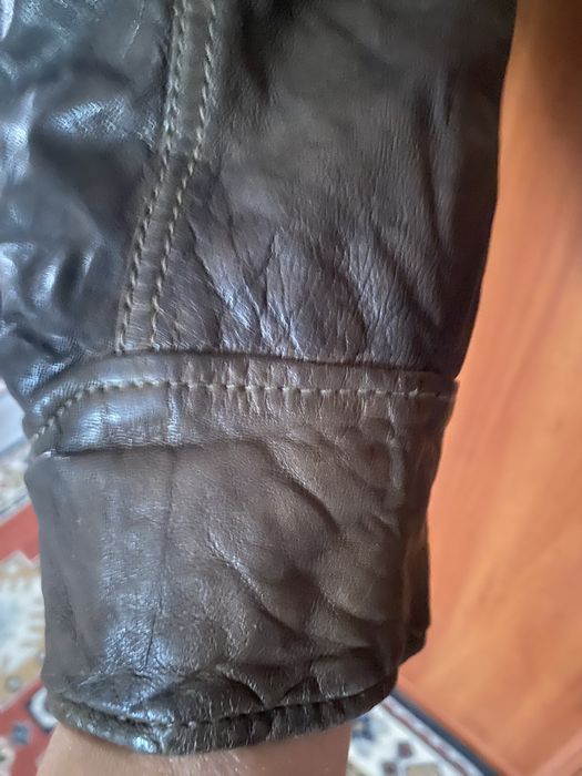 Новая кожанная куртка утепленная очень мягкая кожа