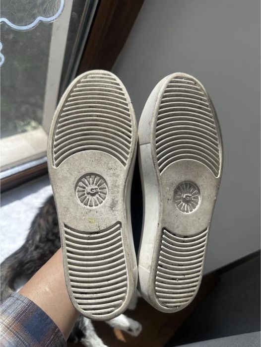 Літні кросівки ugg