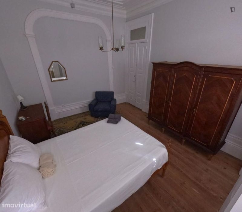 Quarto - localizado em Bonfim Porto