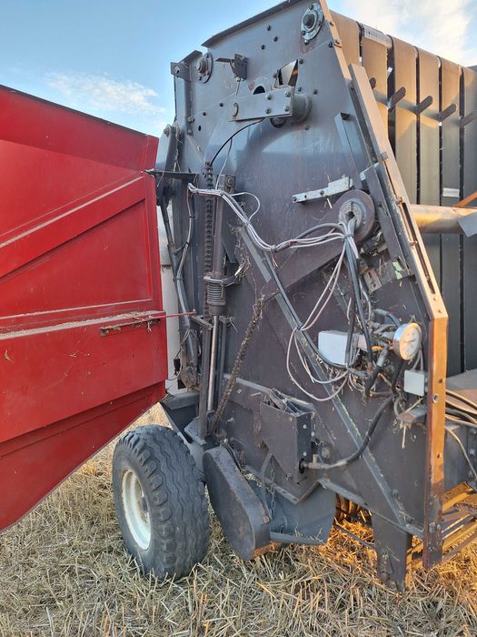 Prasa Masey Ferguson 828