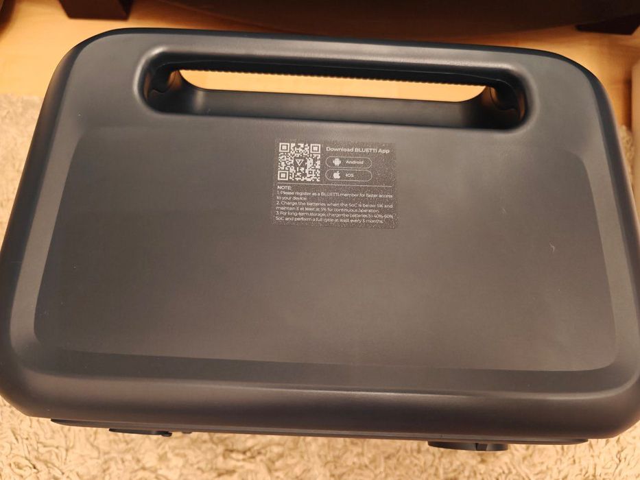 Зарядна станція BLUETTI Elite 100 V2 на 1024 Вт/годин 1800 Вт