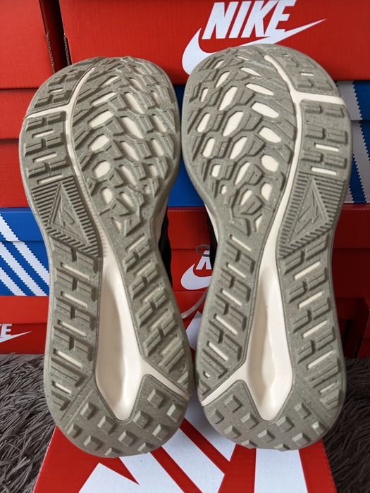 Оригінальні чоловічі кросівки Nike