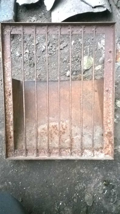 Дверка-Годівничка на клітку для КРоликів, НУТРІЙ Клітка кролі Нутрії