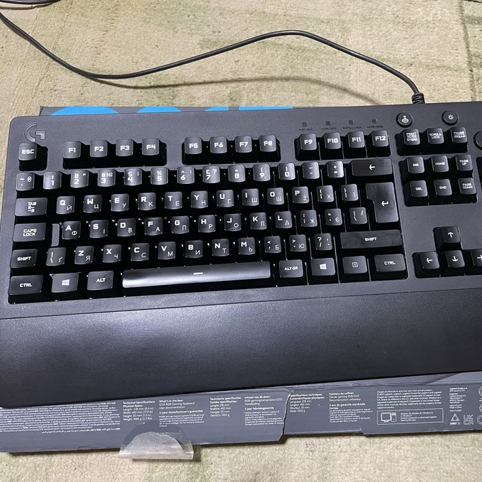 Ігрова клавіатура Logitech g213