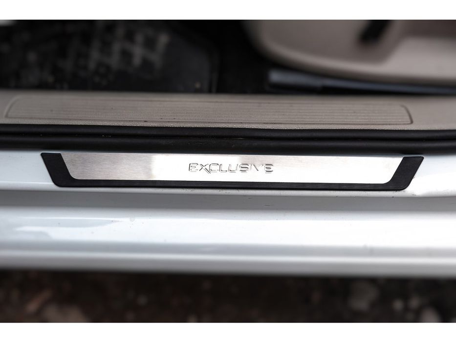 Volkswagen Golf 7/E-Golf 2012-2020 рр. Накладки на пороги Flexill Exclusive (4 шт, нерж)