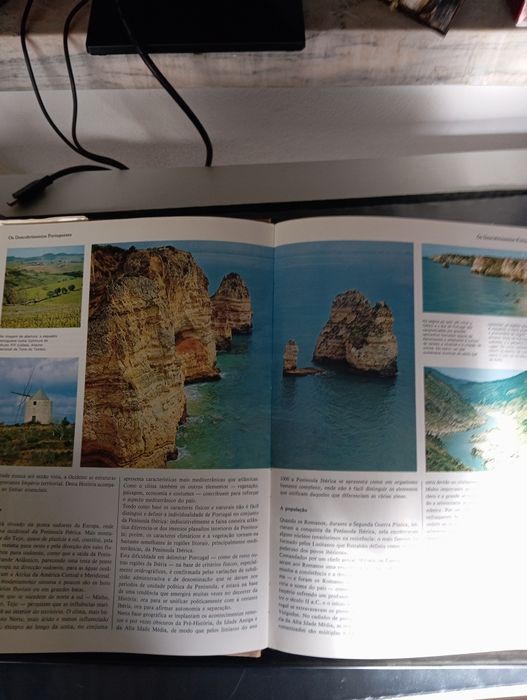 Livro Os descobrimentos portugueses