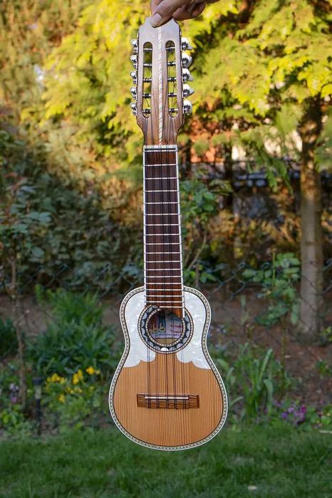 Oryginalne Charango z Boliwii - Nowe - Niezwykła Okazja