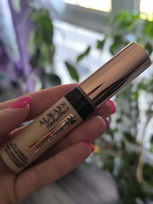 Bourjois Paris Always Fabolous korektor