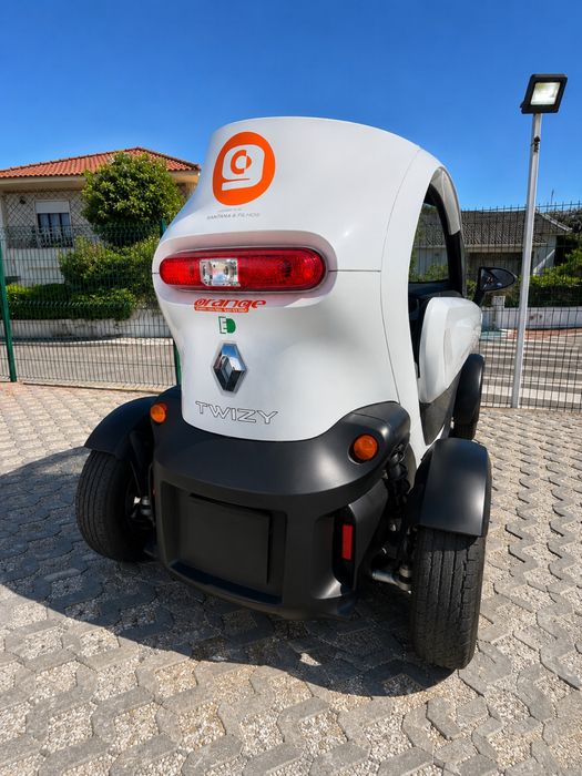Renault Twizy 2014 — 100% Elétrico