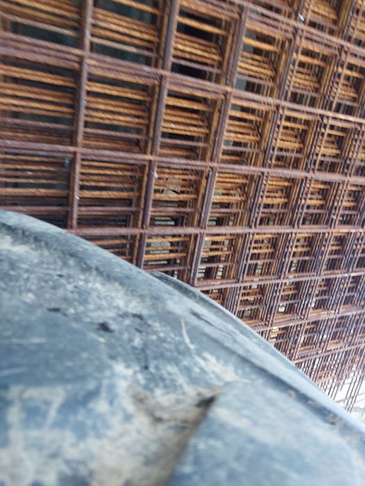 Opony 580 70r38 goodyear i 540 65r28 michelin