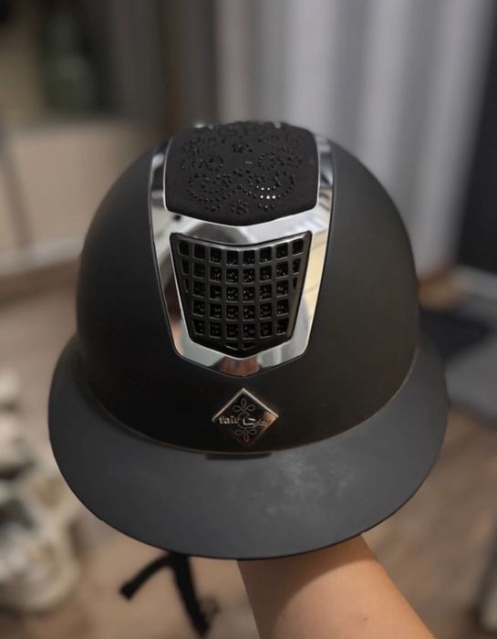 Kask jeździecki