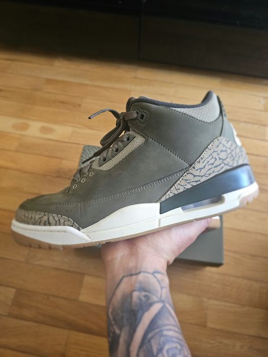 Jordan 3 tamanho 43