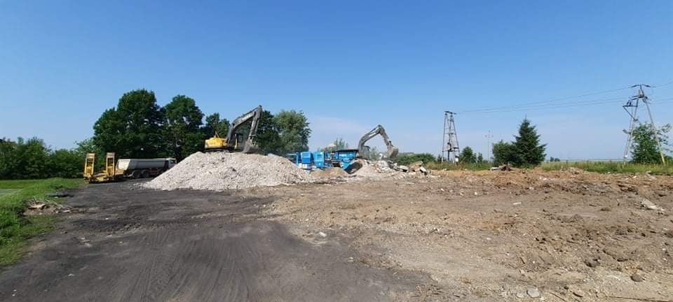 kruszenie gruzu kamienia wynajm kruszarki usługi kruszarką