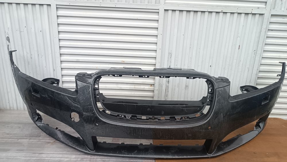Vendo parachoque de frente jaguar XF ano 2012/15