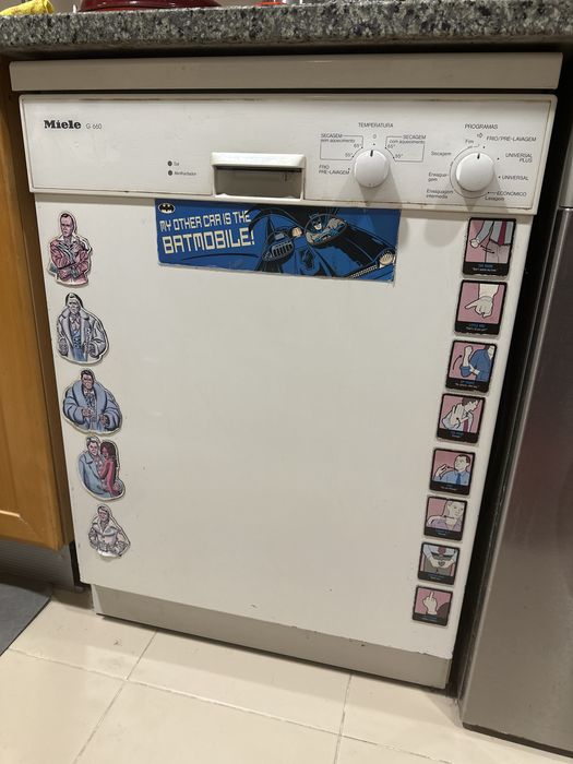 Maquina loiça Míele