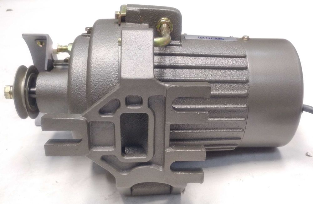 Двигатель мотор Wastema 33221 для промышленных швейных машинок, новый