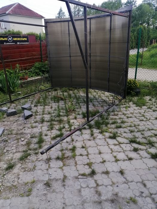 Продам козирьок навіс.