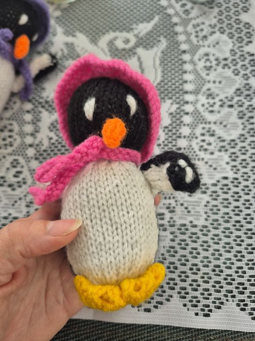 Игрушки вязаные Пингвины