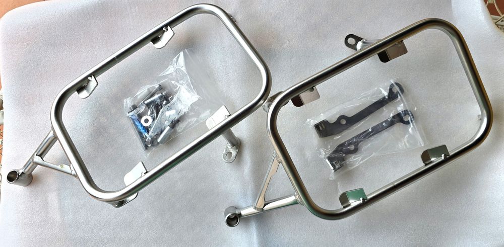 Barras laterais novas para bmw r1300gs.