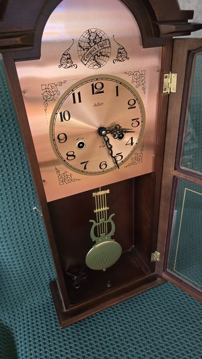 Zegar ścienny mechaniczne, retro