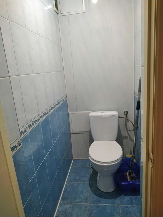 Ізольована кімната з балконом Пасічна