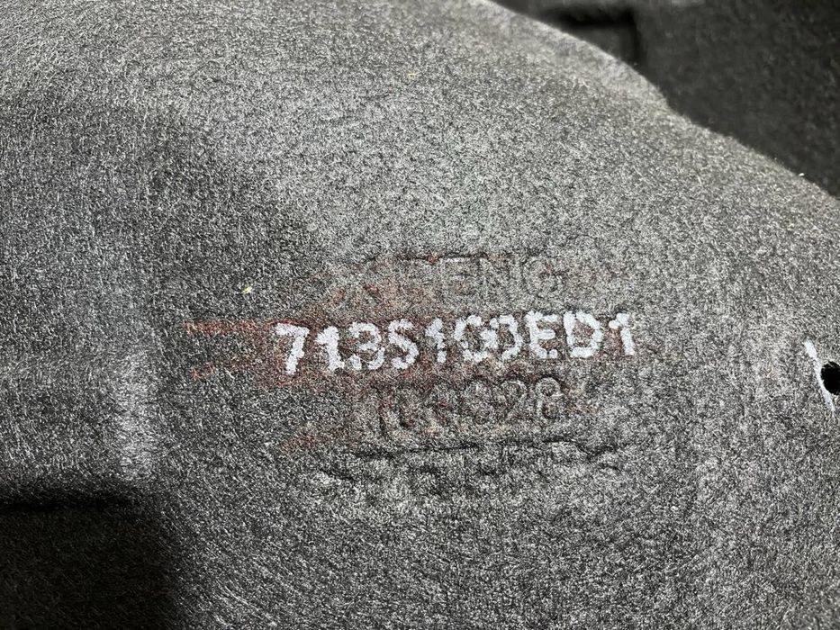 Подкрылок передний левый Xiaopeng P7 X Peng P7 ( 2025 - 2027 г. ) 7135100ED1