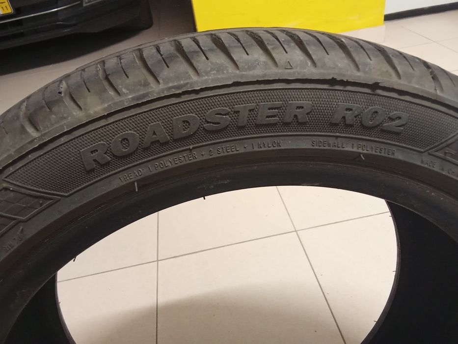 Pneu com menos de 1000km