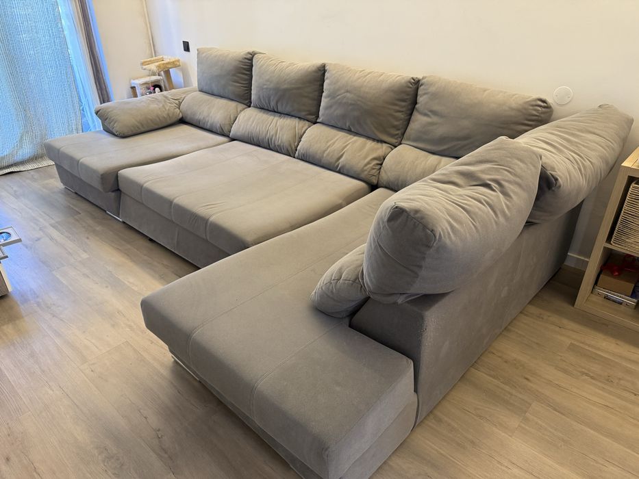 Sofá com chaise longue e cama