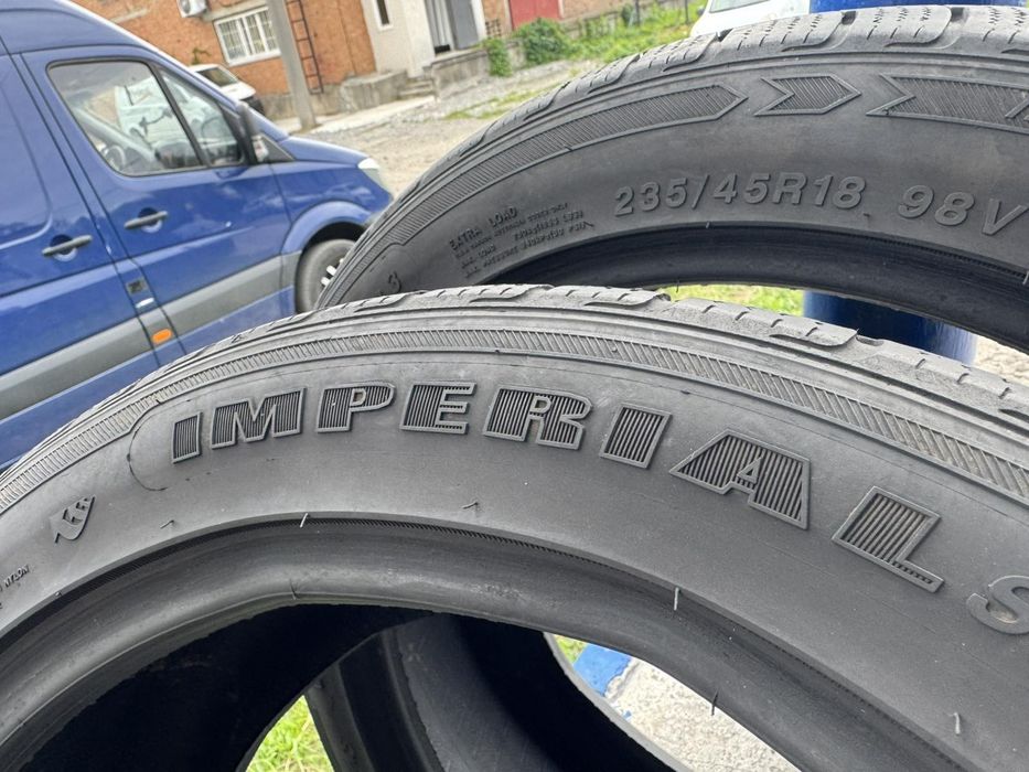 Зимові шини IMPERIAL 235/45 R18