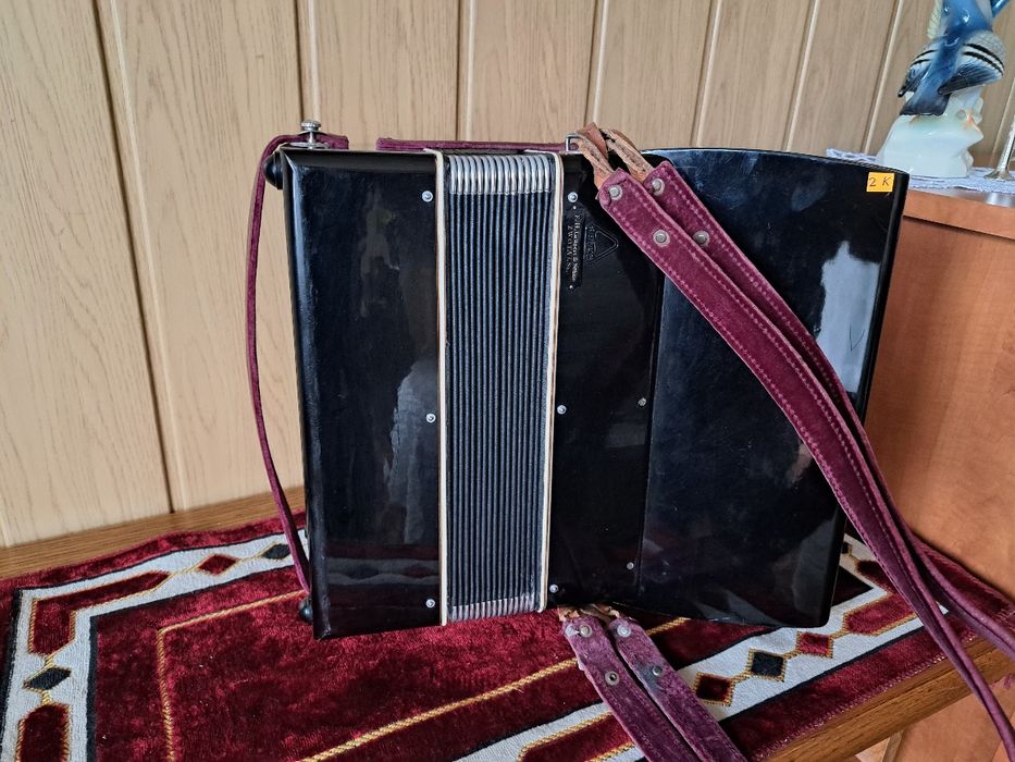 Akordeon Sibillabrand 40bas trzy chóry