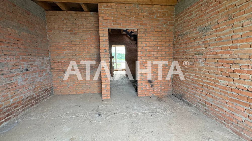 Продаж Танхауса  У Хотові, вигідна ціна. Обухівського району.